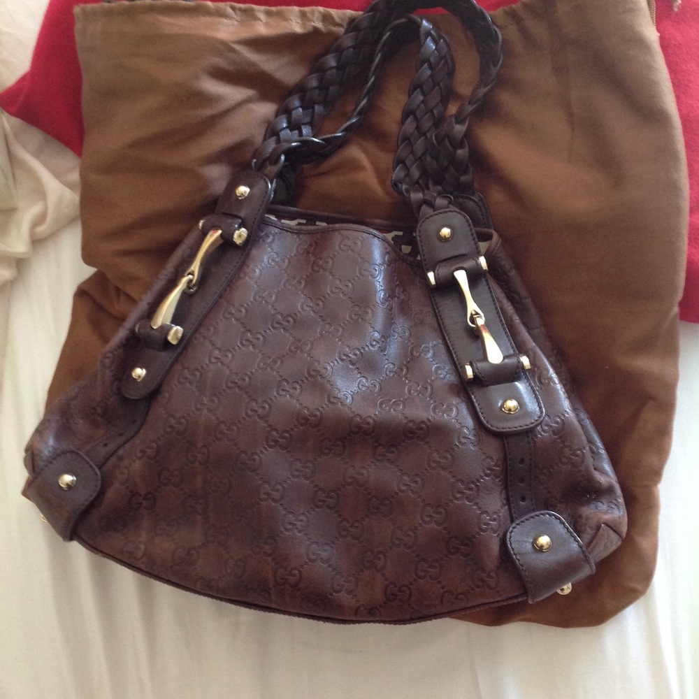 Gucci shoulder bag